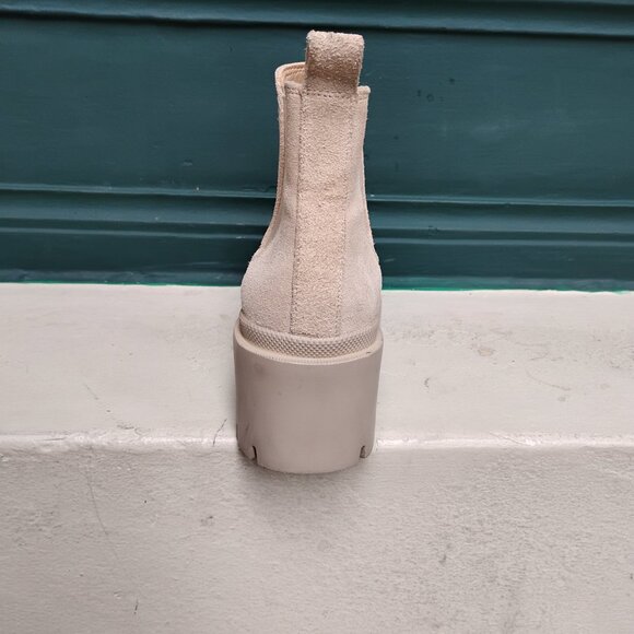 Steve Madden Women's HOWLER Ankle Boot - Picture 4 of 5